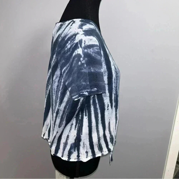 John + Jenn  Tee - Picture 2 of 5